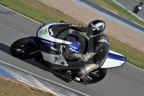 Motorcycle action photographs;donington;donington park leicestershire;donington photographs;event digital images;eventdigitalimages;no limits trackday;peter wileman photography;trackday;trackday digital images;trackday photos