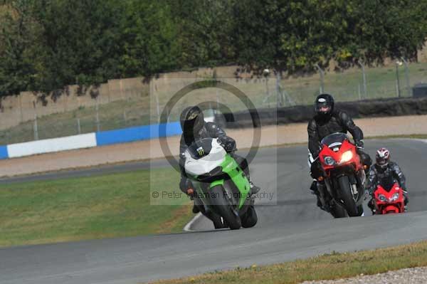 Motorcycle action photographs;donington;donington park leicestershire;donington photographs;event digital images;eventdigitalimages;no limits trackday;peter wileman photography;trackday;trackday digital images;trackday photos