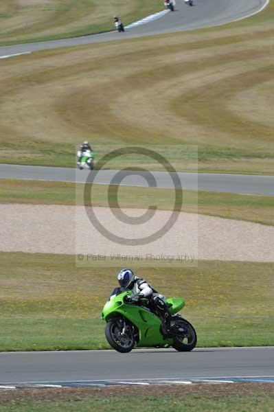 Motorcycle action photographs;donington;donington park leicestershire;donington photographs;event digital images;eventdigitalimages;no limits trackday;peter wileman photography;trackday;trackday digital images;trackday photos