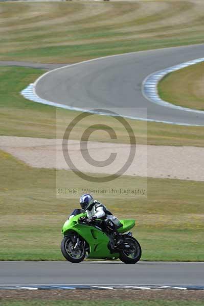 Motorcycle action photographs;donington;donington park leicestershire;donington photographs;event digital images;eventdigitalimages;no limits trackday;peter wileman photography;trackday;trackday digital images;trackday photos