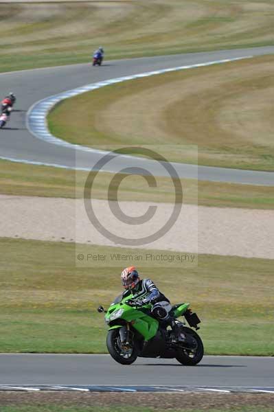 Motorcycle action photographs;donington;donington park leicestershire;donington photographs;event digital images;eventdigitalimages;no limits trackday;peter wileman photography;trackday;trackday digital images;trackday photos