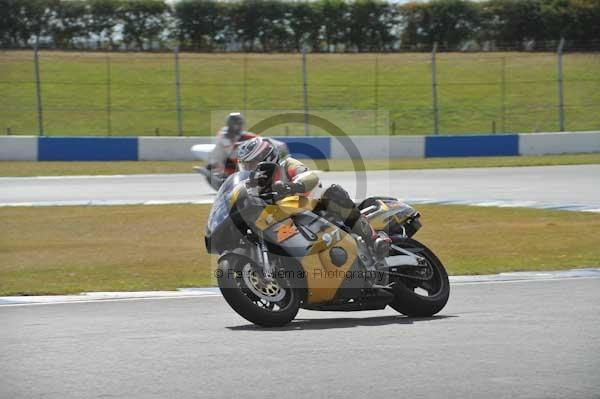 Motorcycle action photographs;donington;donington park leicestershire;donington photographs;event digital images;eventdigitalimages;no limits trackday;peter wileman photography;trackday;trackday digital images;trackday photos