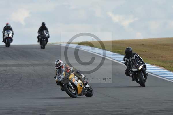 Motorcycle action photographs;donington;donington park leicestershire;donington photographs;event digital images;eventdigitalimages;no limits trackday;peter wileman photography;trackday;trackday digital images;trackday photos