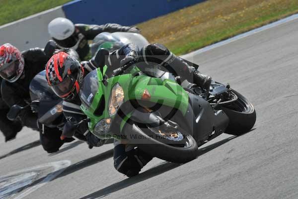 Motorcycle action photographs;donington;donington park leicestershire;donington photographs;event digital images;eventdigitalimages;no limits trackday;peter wileman photography;trackday;trackday digital images;trackday photos