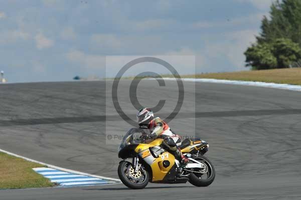 Motorcycle action photographs;donington;donington park leicestershire;donington photographs;event digital images;eventdigitalimages;no limits trackday;peter wileman photography;trackday;trackday digital images;trackday photos