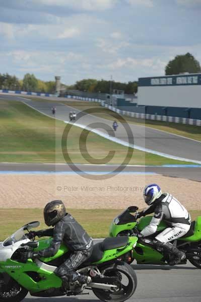 Motorcycle action photographs;donington;donington park leicestershire;donington photographs;event digital images;eventdigitalimages;no limits trackday;peter wileman photography;trackday;trackday digital images;trackday photos