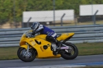 Motorcycle-action-photographs;donington;donington-park-leicestershire;donington-photographs;event-digital-images;eventdigitalimages;no-limits-trackday;peter-wileman-photography;trackday;trackday-digital-images;trackday-photos