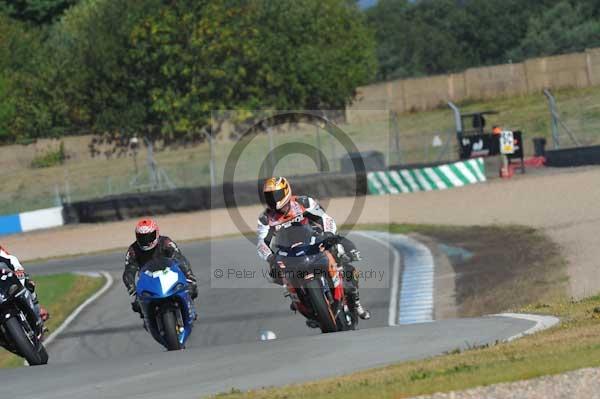 Motorcycle action photographs;donington;donington park leicestershire;donington photographs;event digital images;eventdigitalimages;no limits trackday;peter wileman photography;trackday;trackday digital images;trackday photos