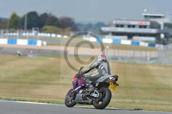 Motorcycle action photographs;donington;donington park leicestershire;donington photographs;event digital images;eventdigitalimages;no limits trackday;peter wileman photography;trackday;trackday digital images;trackday photos