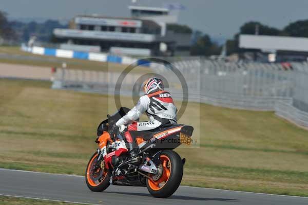 Motorcycle action photographs;donington;donington park leicestershire;donington photographs;event digital images;eventdigitalimages;no limits trackday;peter wileman photography;trackday;trackday digital images;trackday photos