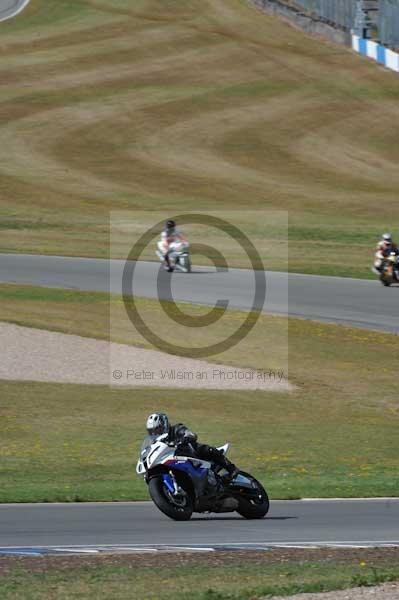 Motorcycle action photographs;donington;donington park leicestershire;donington photographs;event digital images;eventdigitalimages;no limits trackday;peter wileman photography;trackday;trackday digital images;trackday photos