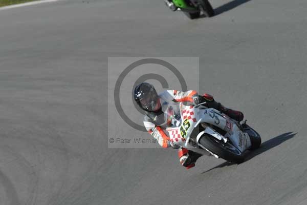 Motorcycle action photographs;donington;donington park leicestershire;donington photographs;event digital images;eventdigitalimages;no limits trackday;peter wileman photography;trackday;trackday digital images;trackday photos