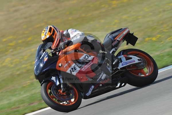 Motorcycle action photographs;donington;donington park leicestershire;donington photographs;event digital images;eventdigitalimages;no limits trackday;peter wileman photography;trackday;trackday digital images;trackday photos