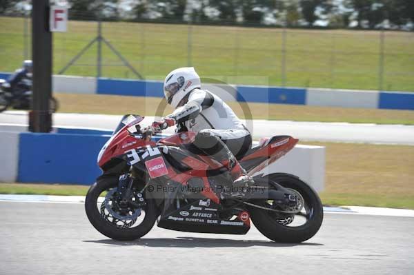 Motorcycle action photographs;donington;donington park leicestershire;donington photographs;event digital images;eventdigitalimages;no limits trackday;peter wileman photography;trackday;trackday digital images;trackday photos