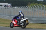 Motorcycle-action-photographs;donington;donington-park-leicestershire;donington-photographs;event-digital-images;eventdigitalimages;no-limits-trackday;peter-wileman-photography;trackday;trackday-digital-images;trackday-photos