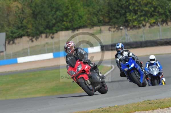 Motorcycle action photographs;donington;donington park leicestershire;donington photographs;event digital images;eventdigitalimages;no limits trackday;peter wileman photography;trackday;trackday digital images;trackday photos