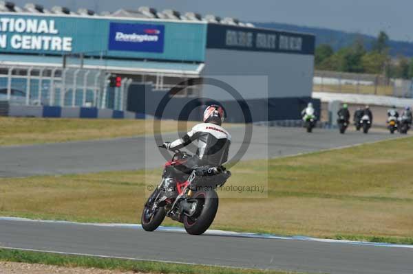 Motorcycle action photographs;donington;donington park leicestershire;donington photographs;event digital images;eventdigitalimages;no limits trackday;peter wileman photography;trackday;trackday digital images;trackday photos