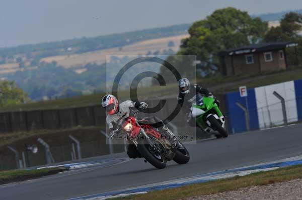 Motorcycle action photographs;donington;donington park leicestershire;donington photographs;event digital images;eventdigitalimages;no limits trackday;peter wileman photography;trackday;trackday digital images;trackday photos