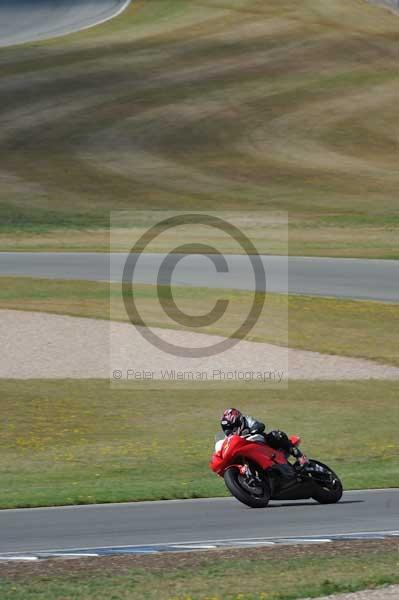 Motorcycle action photographs;donington;donington park leicestershire;donington photographs;event digital images;eventdigitalimages;no limits trackday;peter wileman photography;trackday;trackday digital images;trackday photos