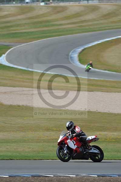 Motorcycle action photographs;donington;donington park leicestershire;donington photographs;event digital images;eventdigitalimages;no limits trackday;peter wileman photography;trackday;trackday digital images;trackday photos