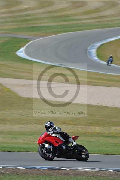 Motorcycle action photographs;donington;donington park leicestershire;donington photographs;event digital images;eventdigitalimages;no limits trackday;peter wileman photography;trackday;trackday digital images;trackday photos