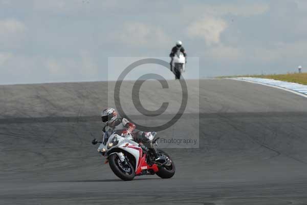 Motorcycle action photographs;donington;donington park leicestershire;donington photographs;event digital images;eventdigitalimages;no limits trackday;peter wileman photography;trackday;trackday digital images;trackday photos