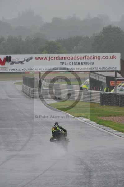 Mallory park Leicestershire;Mallory park photographs;Motorcycle action photographs;event digital images;eventdigitalimages;mallory park;no limits trackday;peter wileman photography;trackday;trackday digital images;trackday photos