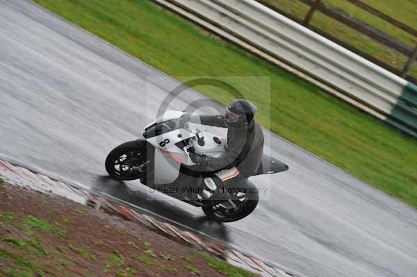 Mallory park Leicestershire;Mallory park photographs;Motorcycle action photographs;event digital images;eventdigitalimages;mallory park;no limits trackday;peter wileman photography;trackday;trackday digital images;trackday photos