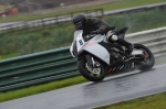 Mallory-park-Leicestershire;Mallory-park-photographs;Motorcycle-action-photographs;event-digital-images;eventdigitalimages;mallory-park;no-limits-trackday;peter-wileman-photography;trackday;trackday-digital-images;trackday-photos