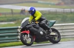 Mallory-park-Leicestershire;Mallory-park-photographs;Motorcycle-action-photographs;event-digital-images;eventdigitalimages;mallory-park;no-limits-trackday;peter-wileman-photography;trackday;trackday-digital-images;trackday-photos