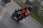 Mallory-park-Leicestershire;Mallory-park-photographs;Motorcycle-action-photographs;event-digital-images;eventdigitalimages;mallory-park;no-limits-trackday;peter-wileman-photography;trackday;trackday-digital-images;trackday-photos