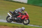 Mallory-park-Leicestershire;Mallory-park-photographs;Motorcycle-action-photographs;event-digital-images;eventdigitalimages;mallory-park;no-limits-trackday;peter-wileman-photography;trackday;trackday-digital-images;trackday-photos