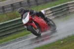 Mallory-park-Leicestershire;Mallory-park-photographs;Motorcycle-action-photographs;event-digital-images;eventdigitalimages;mallory-park;no-limits-trackday;peter-wileman-photography;trackday;trackday-digital-images;trackday-photos