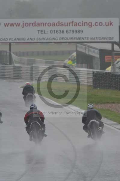 Mallory park Leicestershire;Mallory park photographs;Motorcycle action photographs;event digital images;eventdigitalimages;mallory park;no limits trackday;peter wileman photography;trackday;trackday digital images;trackday photos