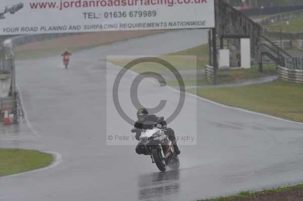 Mallory park Leicestershire;Mallory park photographs;Motorcycle action photographs;event digital images;eventdigitalimages;mallory park;no limits trackday;peter wileman photography;trackday;trackday digital images;trackday photos