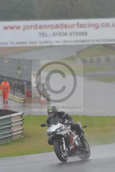 Mallory park Leicestershire;Mallory park photographs;Motorcycle action photographs;event digital images;eventdigitalimages;mallory park;no limits trackday;peter wileman photography;trackday;trackday digital images;trackday photos