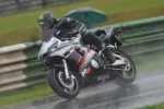 Mallory-park-Leicestershire;Mallory-park-photographs;Motorcycle-action-photographs;event-digital-images;eventdigitalimages;mallory-park;no-limits-trackday;peter-wileman-photography;trackday;trackday-digital-images;trackday-photos