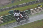 Mallory-park-Leicestershire;Mallory-park-photographs;Motorcycle-action-photographs;event-digital-images;eventdigitalimages;mallory-park;no-limits-trackday;peter-wileman-photography;trackday;trackday-digital-images;trackday-photos