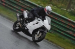 Mallory-park-Leicestershire;Mallory-park-photographs;Motorcycle-action-photographs;event-digital-images;eventdigitalimages;mallory-park;no-limits-trackday;peter-wileman-photography;trackday;trackday-digital-images;trackday-photos