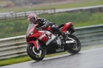 Mallory-park-Leicestershire;Mallory-park-photographs;Motorcycle-action-photographs;event-digital-images;eventdigitalimages;mallory-park;no-limits-trackday;peter-wileman-photography;trackday;trackday-digital-images;trackday-photos