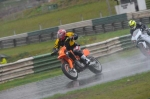 Mallory-park-Leicestershire;Mallory-park-photographs;Motorcycle-action-photographs;event-digital-images;eventdigitalimages;mallory-park;no-limits-trackday;peter-wileman-photography;trackday;trackday-digital-images;trackday-photos