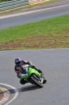 Mallory-park-Leicestershire;Mallory-park-photographs;Motorcycle-action-photographs;event-digital-images;eventdigitalimages;mallory-park;no-limits-trackday;peter-wileman-photography;trackday;trackday-digital-images;trackday-photos