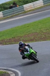 Mallory-park-Leicestershire;Mallory-park-photographs;Motorcycle-action-photographs;event-digital-images;eventdigitalimages;mallory-park;no-limits-trackday;peter-wileman-photography;trackday;trackday-digital-images;trackday-photos