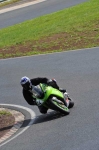 Mallory-park-Leicestershire;Mallory-park-photographs;Motorcycle-action-photographs;event-digital-images;eventdigitalimages;mallory-park;no-limits-trackday;peter-wileman-photography;trackday;trackday-digital-images;trackday-photos