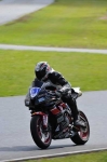 Mallory-park-Leicestershire;Mallory-park-photographs;Motorcycle-action-photographs;event-digital-images;eventdigitalimages;mallory-park;no-limits-trackday;peter-wileman-photography;trackday;trackday-digital-images;trackday-photos