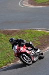 Mallory-park-Leicestershire;Mallory-park-photographs;Motorcycle-action-photographs;event-digital-images;eventdigitalimages;mallory-park;no-limits-trackday;peter-wileman-photography;trackday;trackday-digital-images;trackday-photos