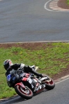 Mallory-park-Leicestershire;Mallory-park-photographs;Motorcycle-action-photographs;event-digital-images;eventdigitalimages;mallory-park;no-limits-trackday;peter-wileman-photography;trackday;trackday-digital-images;trackday-photos