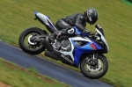 Mallory-park-Leicestershire;Mallory-park-photographs;Motorcycle-action-photographs;event-digital-images;eventdigitalimages;mallory-park;no-limits-trackday;peter-wileman-photography;trackday;trackday-digital-images;trackday-photos