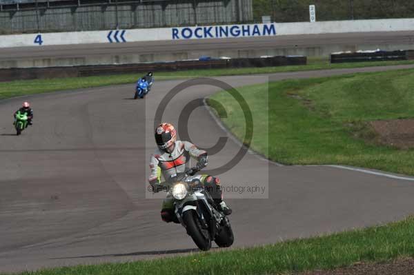 Motorcycle action photographs;Rockingham;Rockingham photographs;event digital images;eventdigitalimages;no limits trackday;peter wileman photography;rockingham corby northamptonshire;trackday;trackday digital images;trackday photos