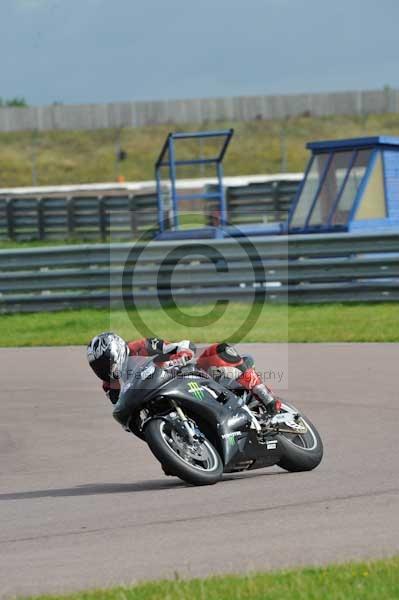 Motorcycle action photographs;Rockingham;Rockingham photographs;event digital images;eventdigitalimages;no limits trackday;peter wileman photography;rockingham corby northamptonshire;trackday;trackday digital images;trackday photos